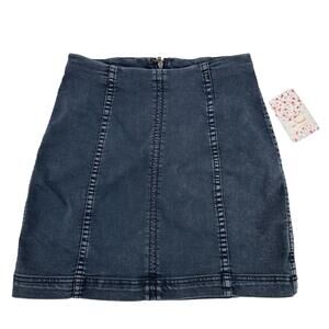 Free People Mini Blue Skirt Womens Size 0 Blue Denim Back Zipper OB604493 Casual